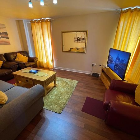 Holiday Home In Cardiff. Sleeps 6 エクステリア 写真