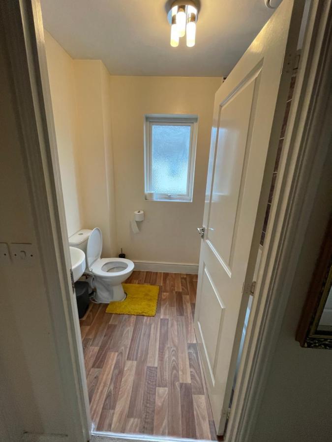 Holiday Home In Cardiff. Sleeps 6 エクステリア 写真
