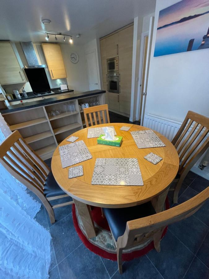 Holiday Home In Cardiff. Sleeps 6 エクステリア 写真