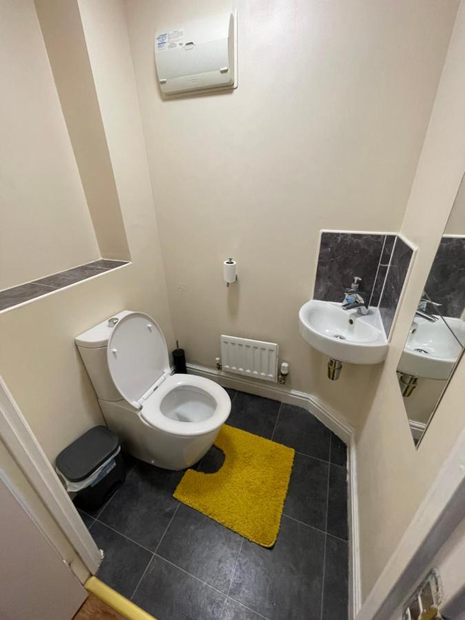 Holiday Home In Cardiff. Sleeps 6 エクステリア 写真