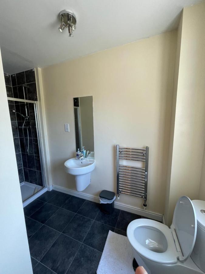 Holiday Home In Cardiff. Sleeps 6 エクステリア 写真