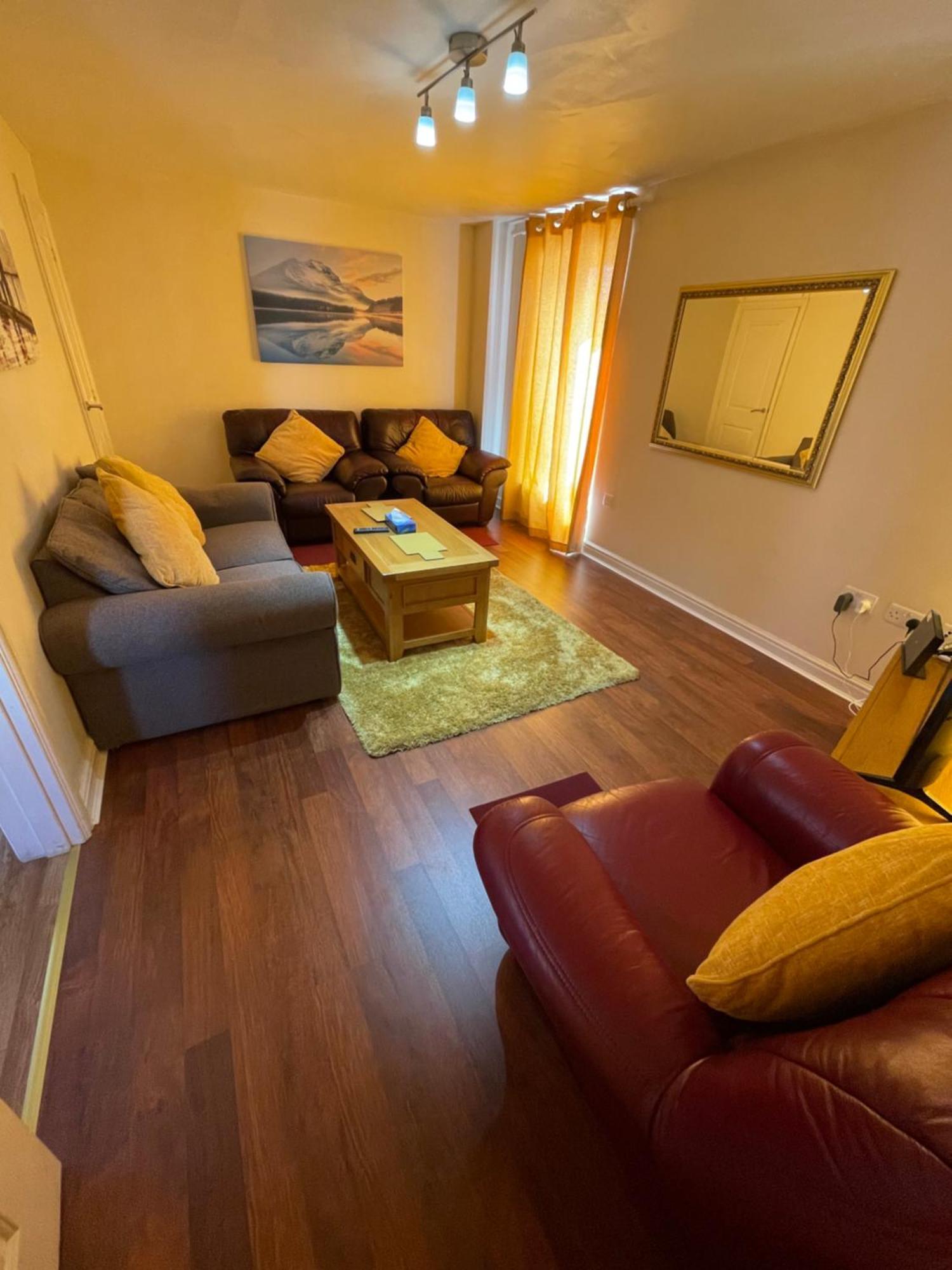 Holiday Home In Cardiff. Sleeps 6 エクステリア 写真