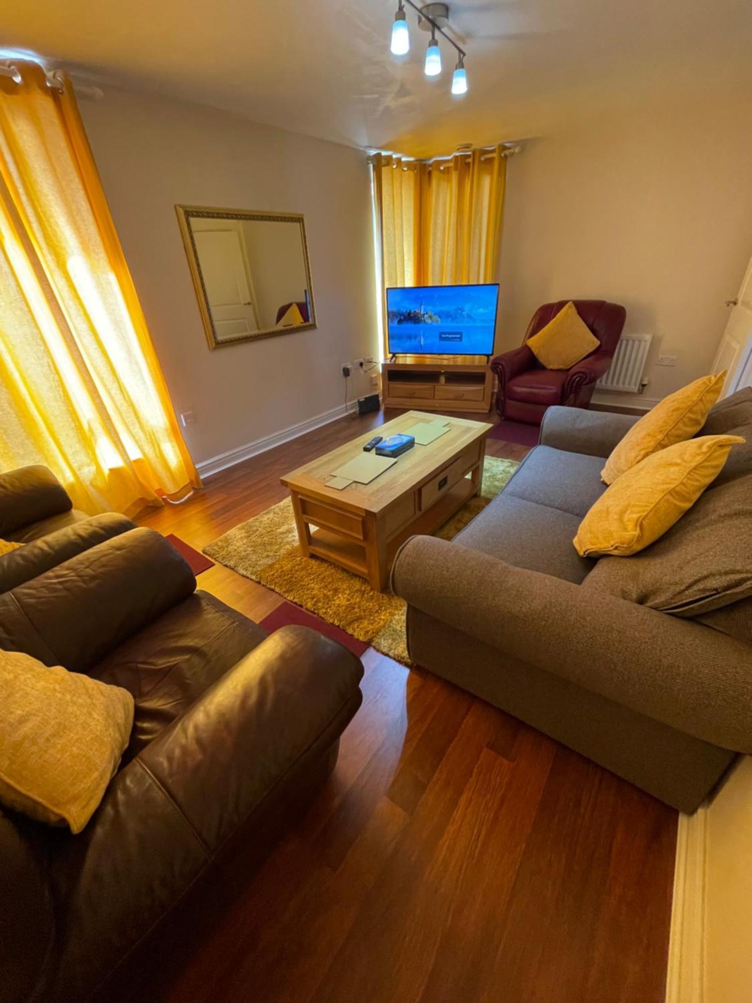 Holiday Home In Cardiff. Sleeps 6 エクステリア 写真