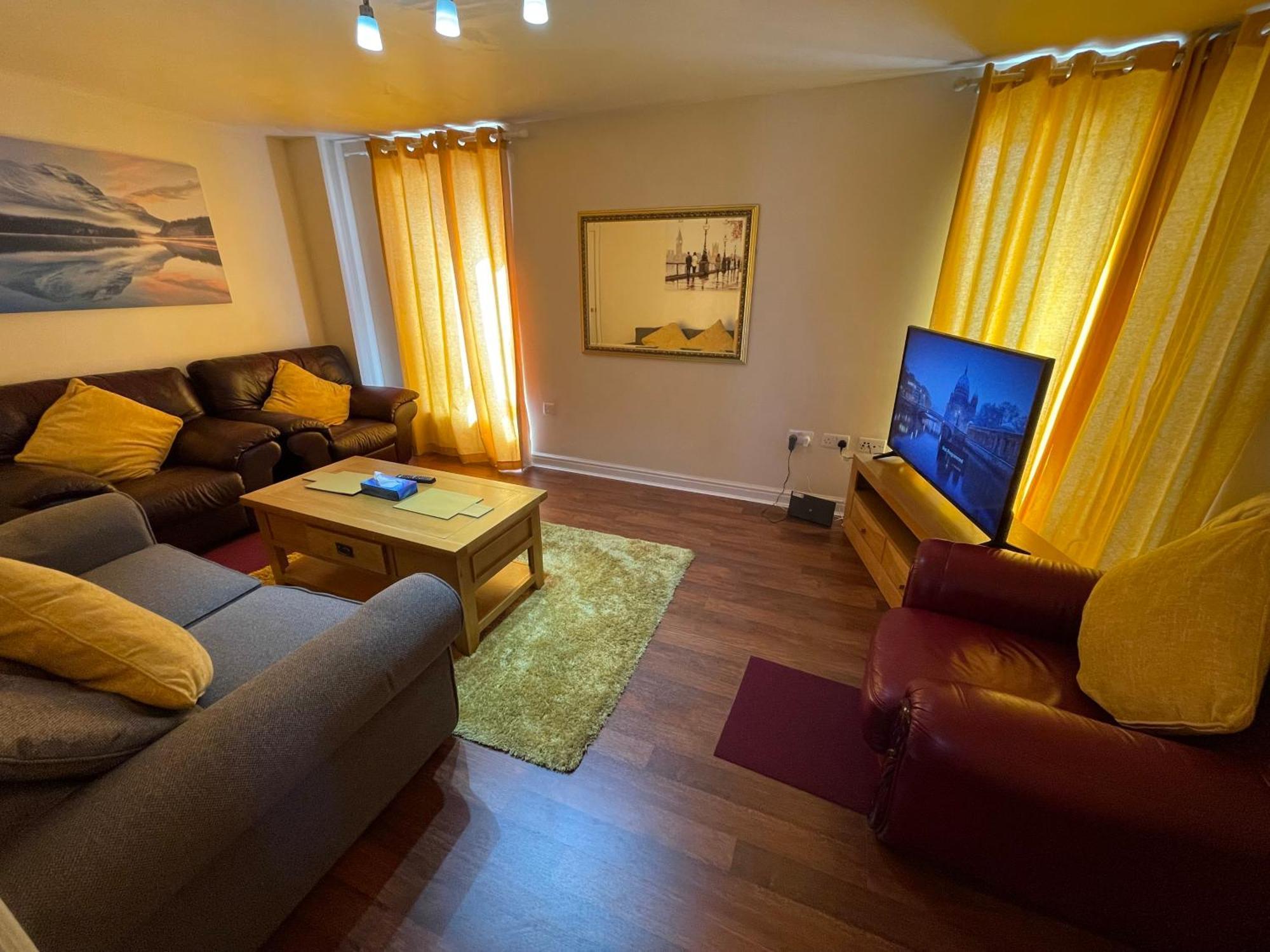 Holiday Home In Cardiff. Sleeps 6 エクステリア 写真